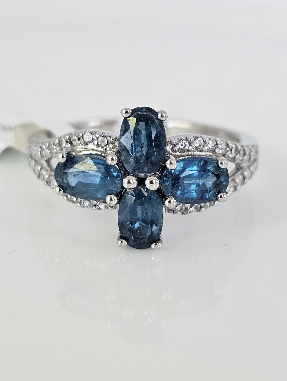 Natural London Blue Topaz Ring Sterling Silver! Size 8 NEW